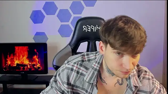 Chris Tyson online show from 02/03/25, 08:03