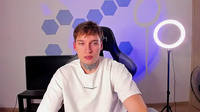 Chris Tyson online show from 09/11/25, 12:00