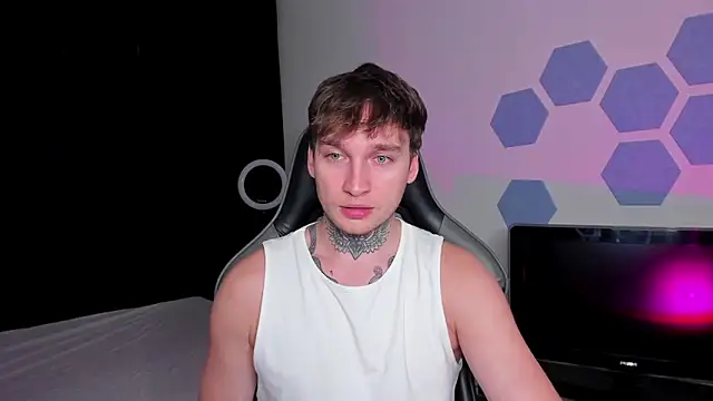 Chris Tyson online show from 10/06/25, 10:18