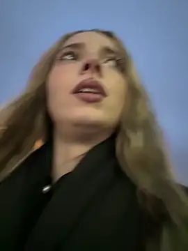 LoraaDoll online show from 10/25/25, 02:46