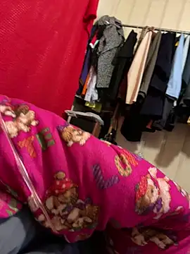 Snapshot of A6229 chatting on 01/08/25, 02:56 A6229 online show from 01/08/25, 02:56