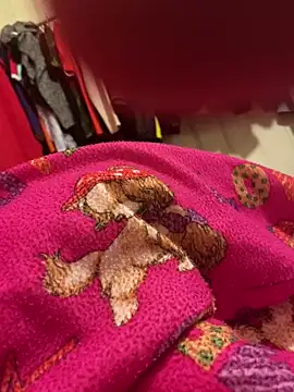 Snapshot of A6229 chatting on 02/01/25, 12:05 A6229 online show from 02/01/25, 12:05