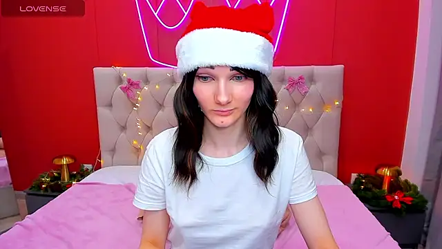 Snapshot of Lili_flowerr chatting on 12/30/24, 07:48 Lili flowerr online show from 12/30/24, 07:48