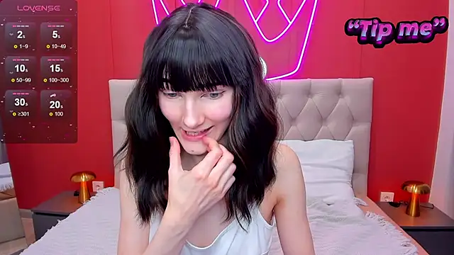 Snapshot of Lili_flowerr chatting on 01/25/25, 09:04 Lili flowerr online show from 01/25/25, 09:04