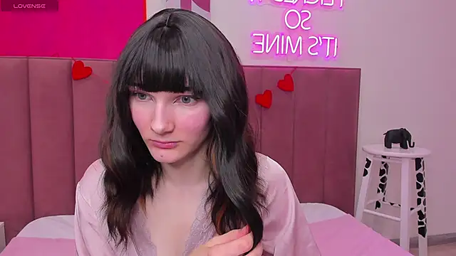 Snapshot of Lili_flowerr chatting on 03/22/25, 10:06 Lili flowerr online show from 03/22/25, 10:06