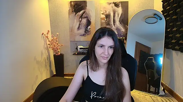 Snapshot of upssnowy chatting on 09/20/25, 12:11 upssnowy online show from 09/20/25, 12:11