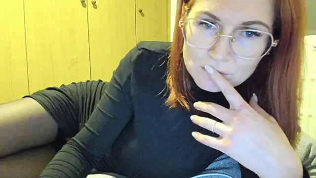 Sheandhim23 online show from 01/05/25, 04:16