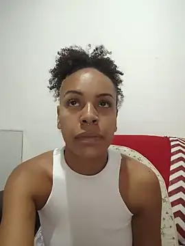 Julia Pretinha online show from 06/26/26, 12:42
