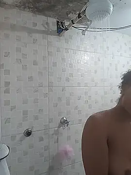Julia Pretinha online show from 07/24/26, 01:47