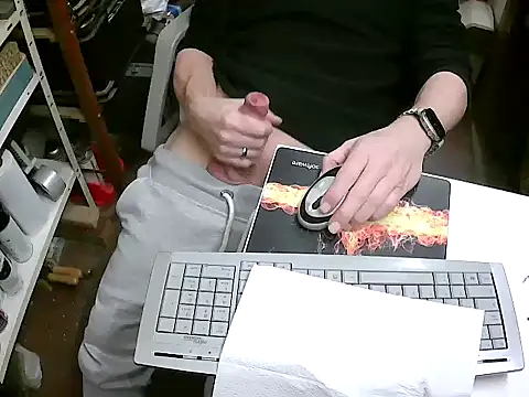 MF-Deutschland online show from 02/23/25, 02:04