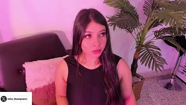 Miia Thompsonn online show from 02/25/25, 03:09