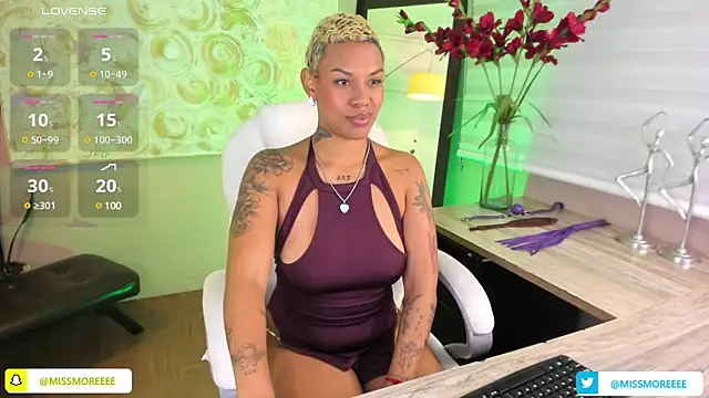 haiiley more online show from 03/08/25, 12:44