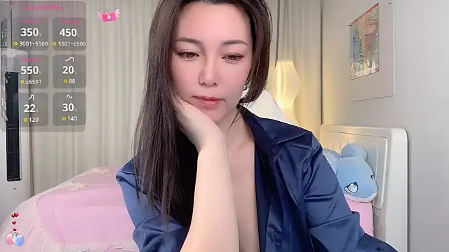 Ada-xixi online show from 12/17/24, 03:50