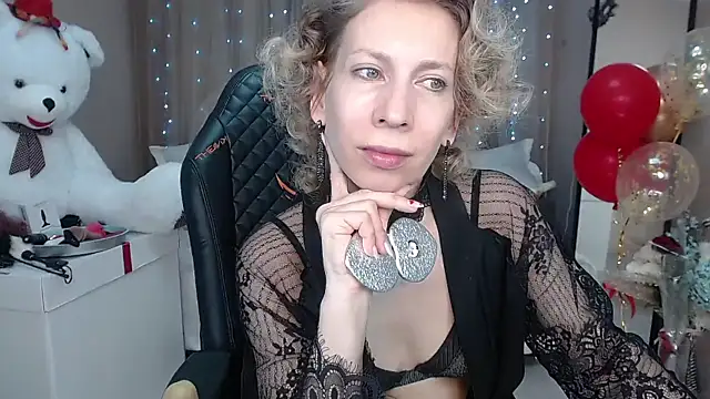 Snapshot of AdrianaSea chatting on 02/05/25, 10:19 AdrianaSea online show from 02/05/25, 10:19