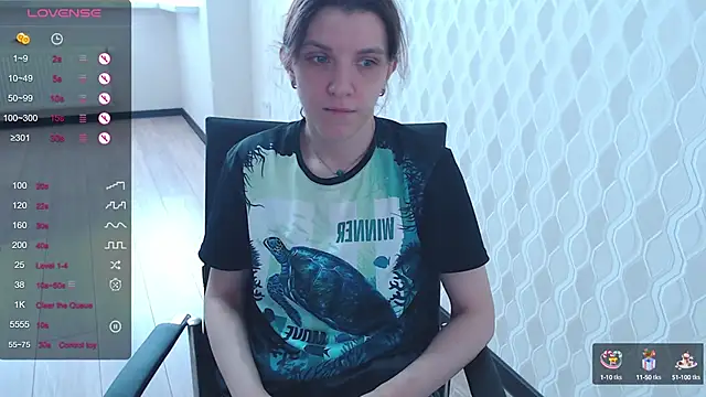 LisaHeart online show from 12/27/24, 09:17