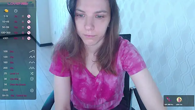 LisaHeart online show from 11/16/25, 04:29