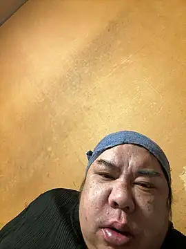 Snapshot of punk0805 chatting on 02/09/26, 12:53 punk0805 online show from 02/09/26, 12:53