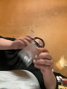 punk0805 online show from 04/05/26, 01:52