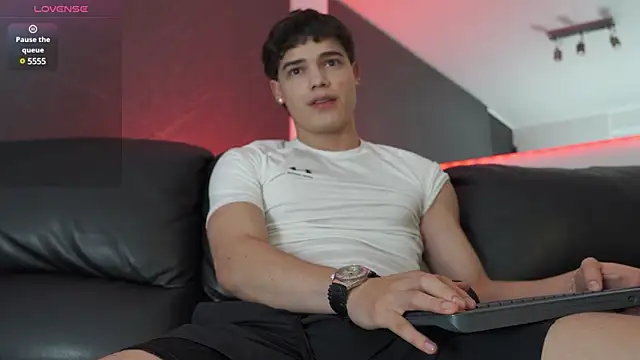 Max cortes1 online show from 01/23/25, 12:46