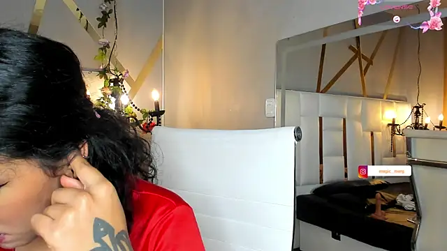 Snapshot of magic_marg chatting on 12/09/24, 11:45 magic marg online show from 12/09/24, 11:45