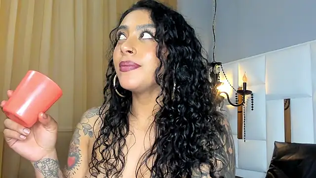 Snapshot of magic_marg chatting on 01/26/25, 12:26 magic marg online show from 01/26/25, 12:26