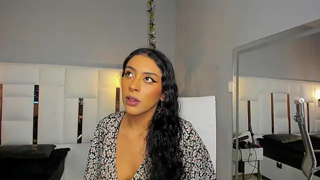 Snapshot of magic_marg chatting on 03/10/25, 08:34 magic marg online show from 03/10/25, 08:34