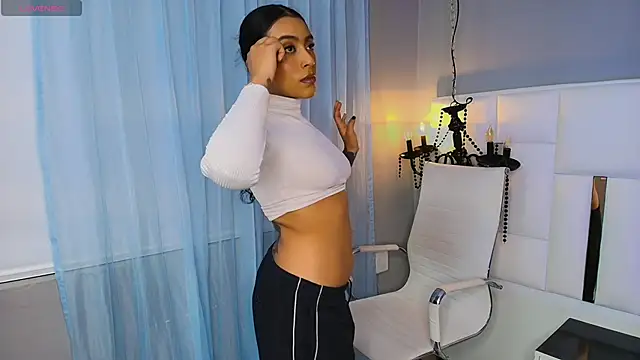 Snapshot of magic_marg chatting on 03/19/25, 09:58 magic marg online show from 03/19/25, 09:58