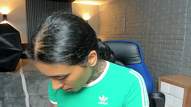 Snapshot of magic_marg chatting on 11/06/25, 08:54 magic marg online show from 11/06/25, 08:54