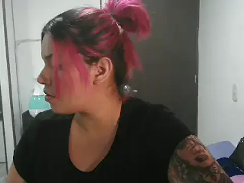 CarolinaRincon online show from 03/04/25, 12:29