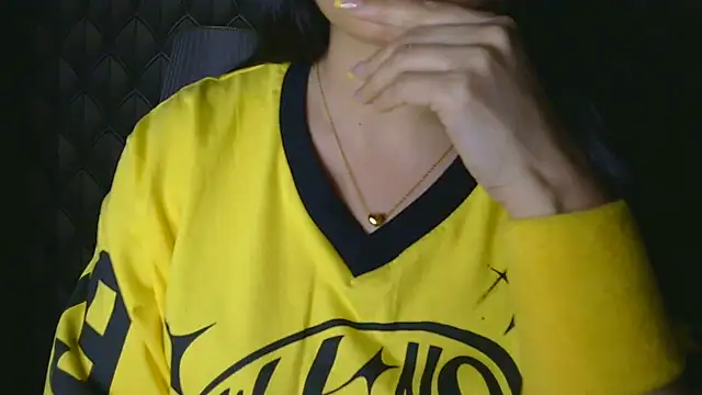 Mishika Gill online show from 06/25/26, 04:12