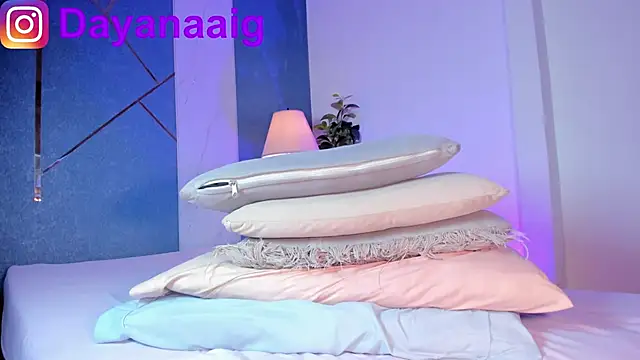 Voluptupus-girl online show from 04/11/26, 10:14