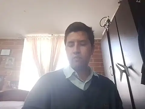 greeneyes999999999999 online show from 10/15/25, 08:31