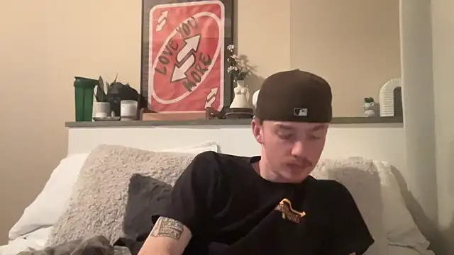 younghungginger online show from 01/02/25, 12:34