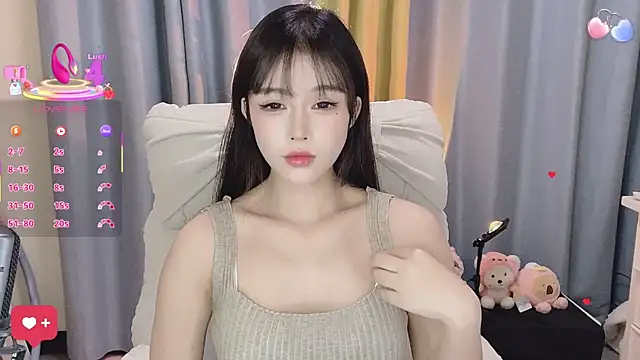 Snapshot of 7-Love chatting on 09/29/25, 01:16 7-Love online show from 09/29/25, 01:16