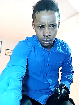 AlejoKhalifa  online show from 03/20/25, 09:26