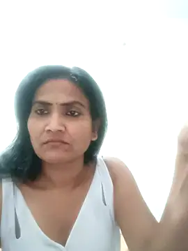 Snapshot of sunita6009 chatting on 09/11/25, 03:56 sunita6009 online show from 09/11/25, 03:56