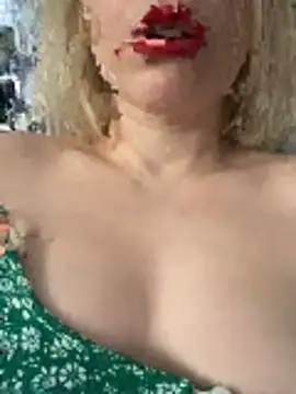 Yourdirtybitch online show from 11/10/25, 07:51