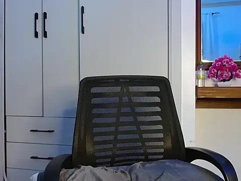 queencydoll online show from 01/13/26, 09:42