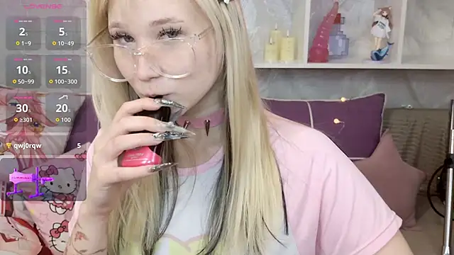 MeowkaKitty online show from 09/24/25, 01:42