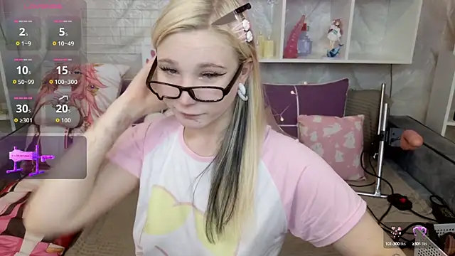 MeowkaKitty online show from 09/30/25, 01:32