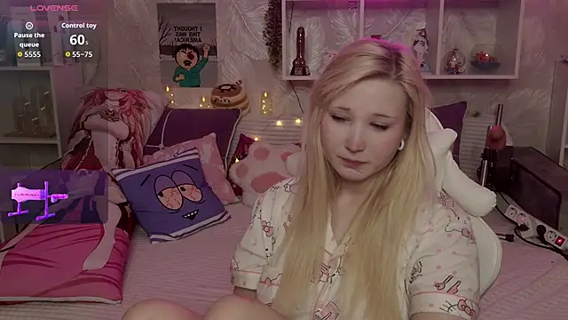 MeowkaKitty online show from 02/02/26, 02:21