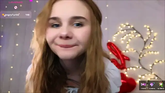 Snapshot of Britney_Lynch chatting on 01/29/25, 08:46 Britney Lynch online show from 01/29/25, 08:46