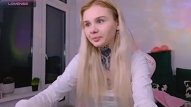 Britney Lynch online show from 03/14/26, 06:24