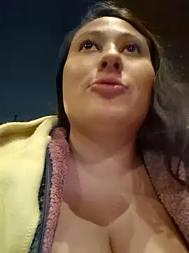 Snapshot of Celeem_ chatting on 12/28/24, 05:44 Celeem online show from 12/28/24, 05:44