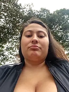 Snapshot of Celeem_ chatting on 10/12/25, 09:25 Celeem online show from 10/12/25, 09:25