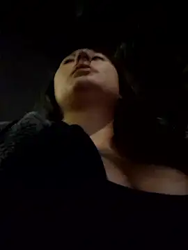 Snapshot of Celeem_ chatting on 11/15/25, 03:37 Celeem online show from 11/15/25, 03:37