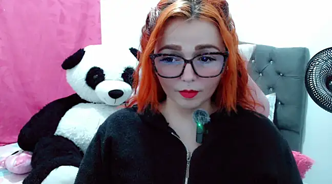 Snapshot of Alexatexa2929 chatting on 02/19/25, 10:42 Alexatexa2929 online show from 02/19/25, 10:42