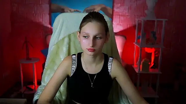 EllaHorton online show from 01/27/25, 09:44