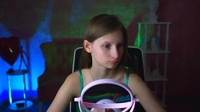 EllaHorton online show from 03/01/25, 09:07