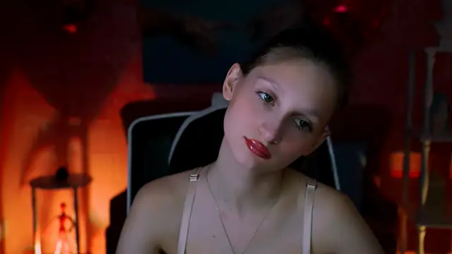 EllaHorton online show from 03/22/25, 11:42